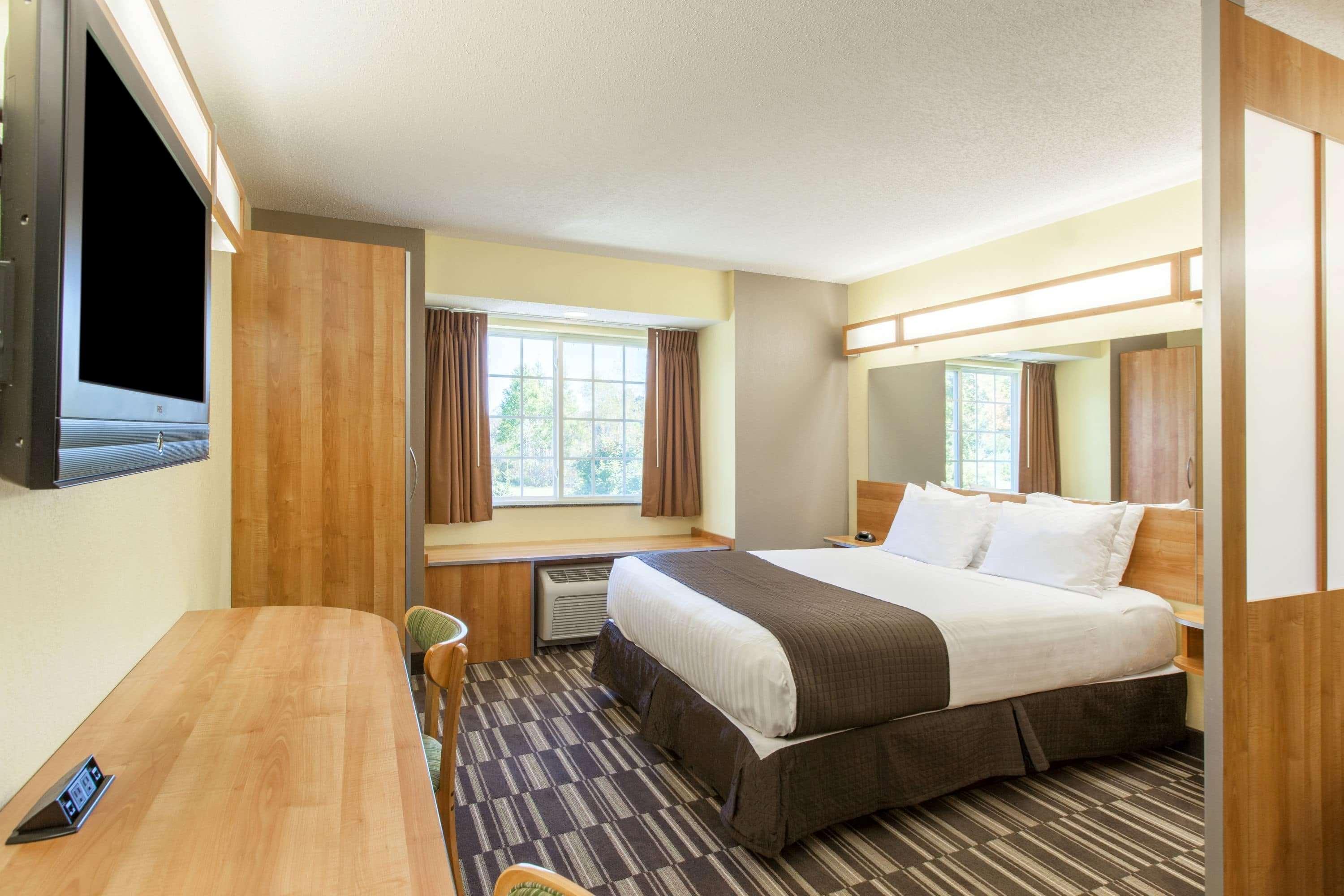 Microtel Inn & Suites By Wyndham Johnstown Екстер'єр фото