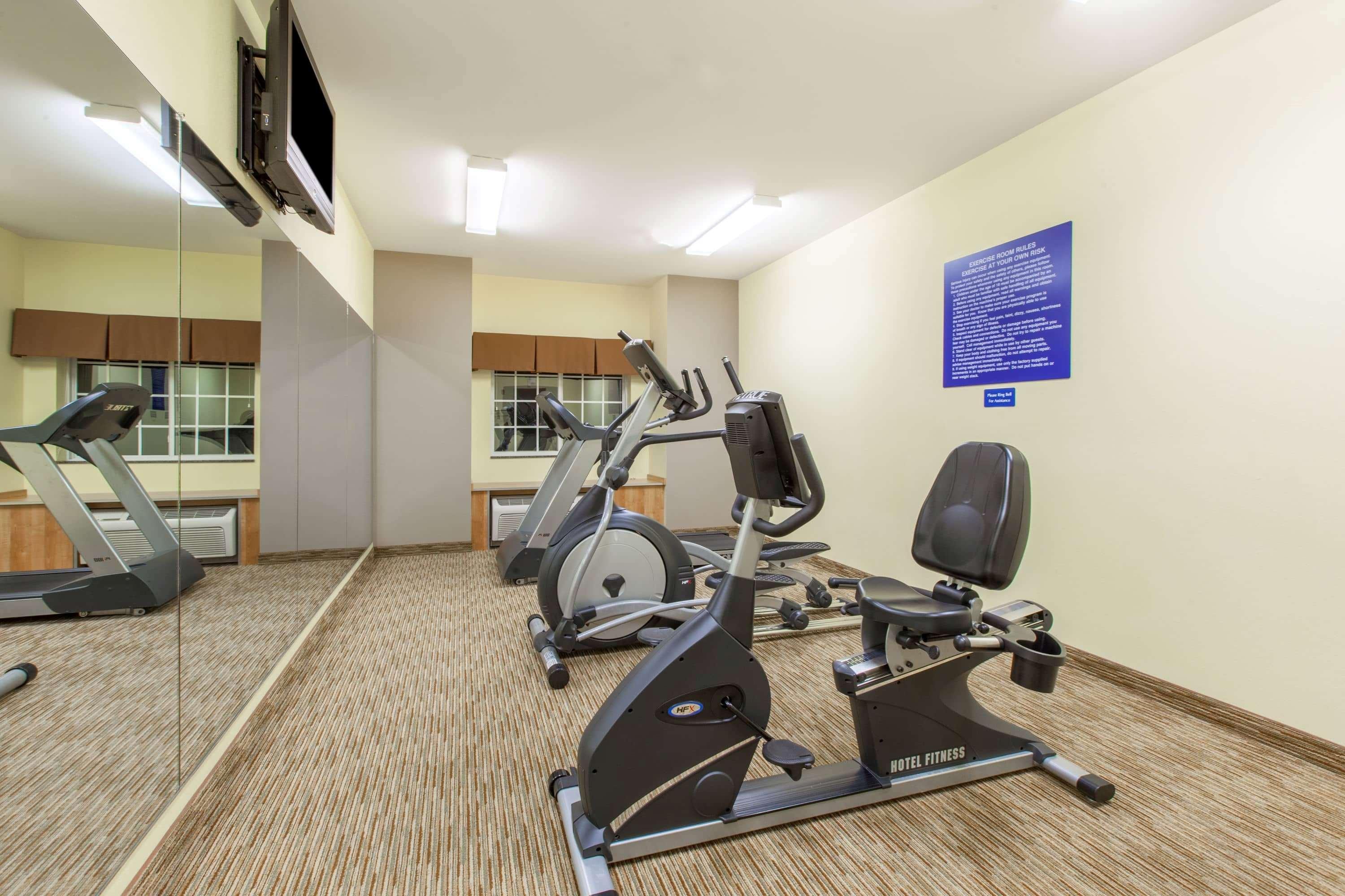 Microtel Inn & Suites By Wyndham Johnstown Екстер'єр фото