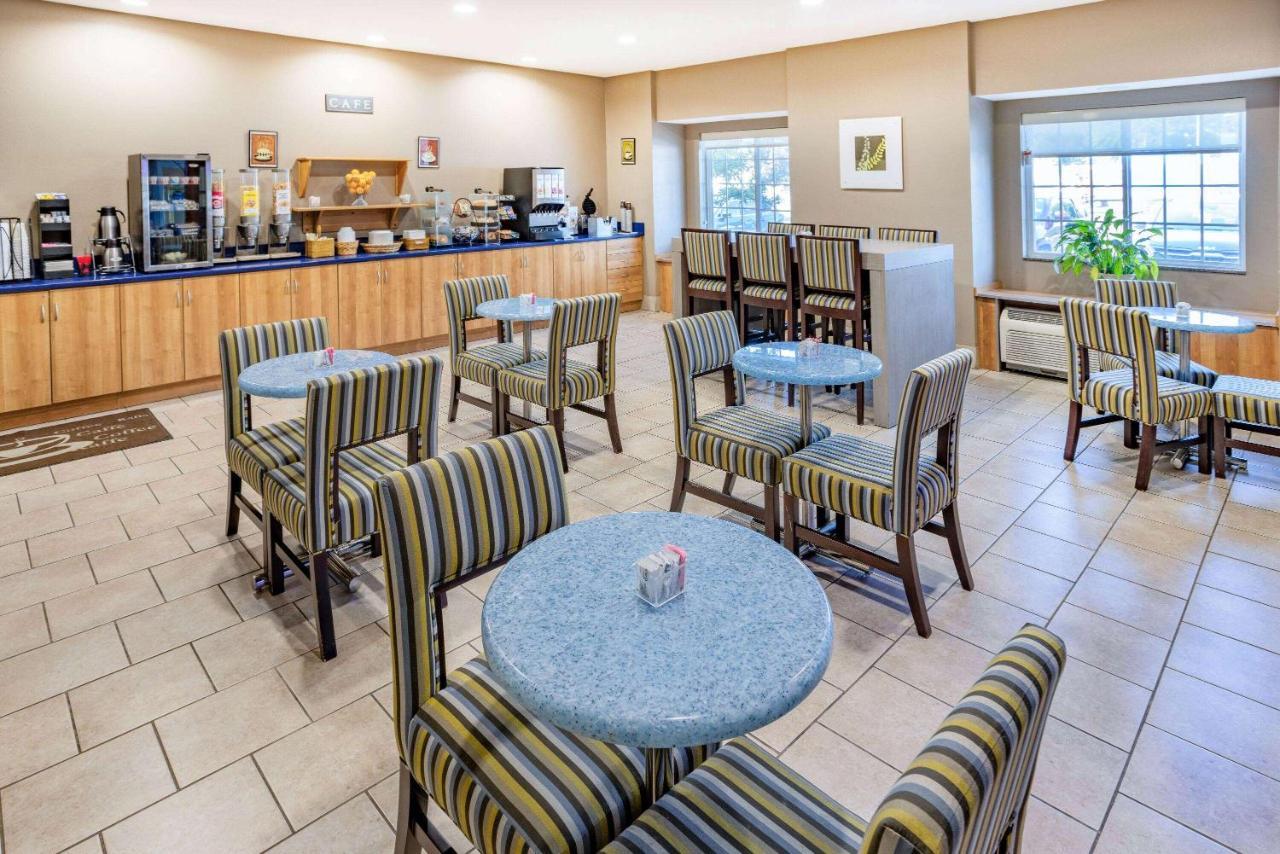 Microtel Inn & Suites By Wyndham Johnstown Екстер'єр фото